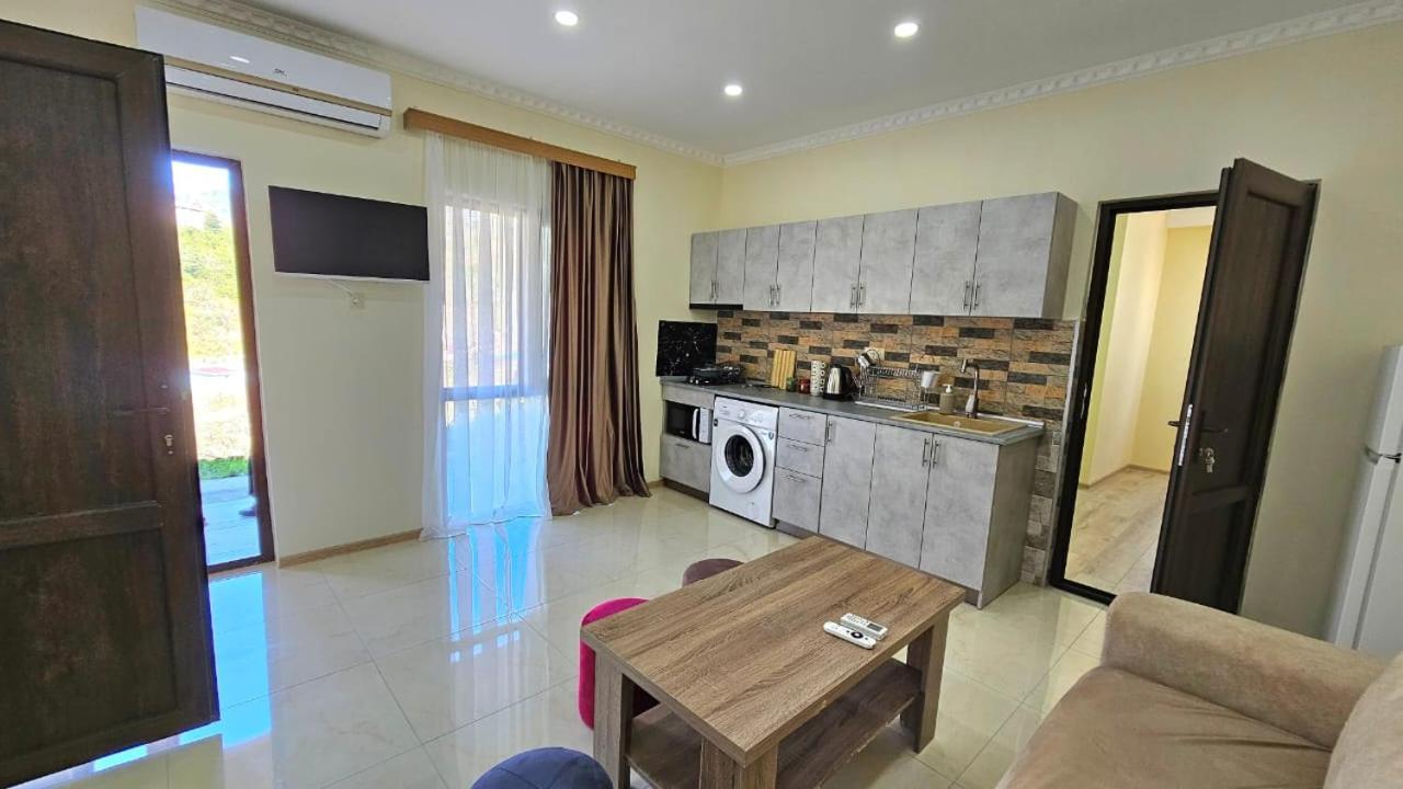 KhalaGuest Hause Giorgi,Kobuleti- Xala公寓 外观 照片